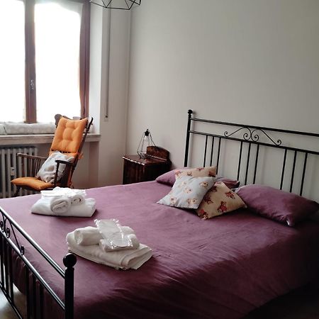La Casa Dei Nonni - Ampio Trilocale Zona Lingotto Lägenhet Turin Exteriör bild